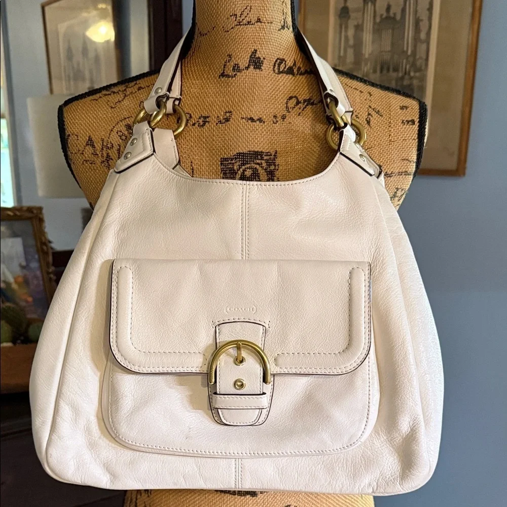 Coach Campbell Triple Entry Pebbled Leather Hobo – Style F24868 in Cream/Ivory